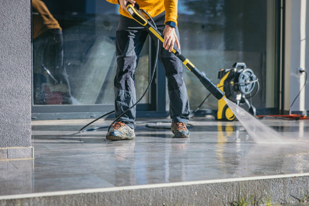 Best Deck Cleaning Services  in Waycross, GA