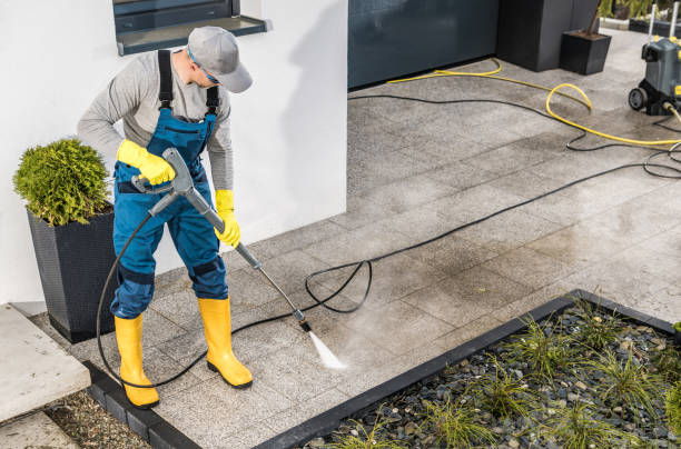 Best Commercial Pressure Washing  in Waycross, GA